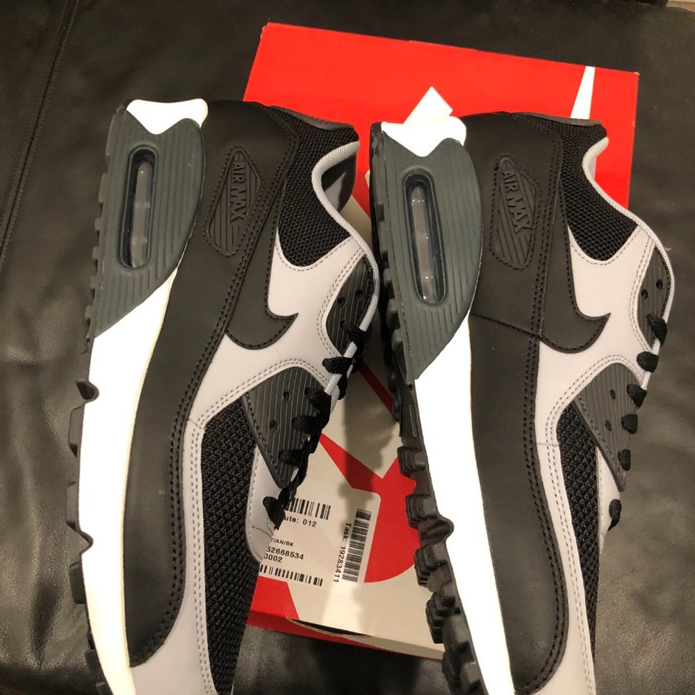 Nike Air Max Essential Black/ Cool GreySize 10.5  new - Picture 5 of 5